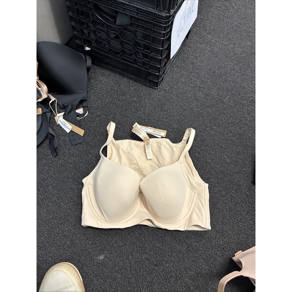 SKIMS Fits Everybody - Back Smoother Bra Womens Size 36C Full Coverage New